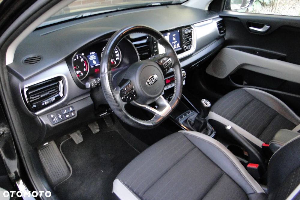 Kia Stonic 1.0 T-GDI 120 Platinum Edition - 8