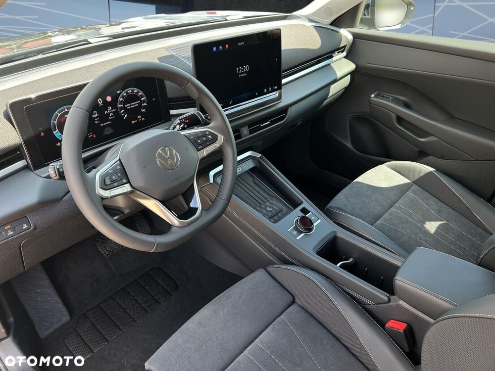 Volkswagen T-Roc - 6
