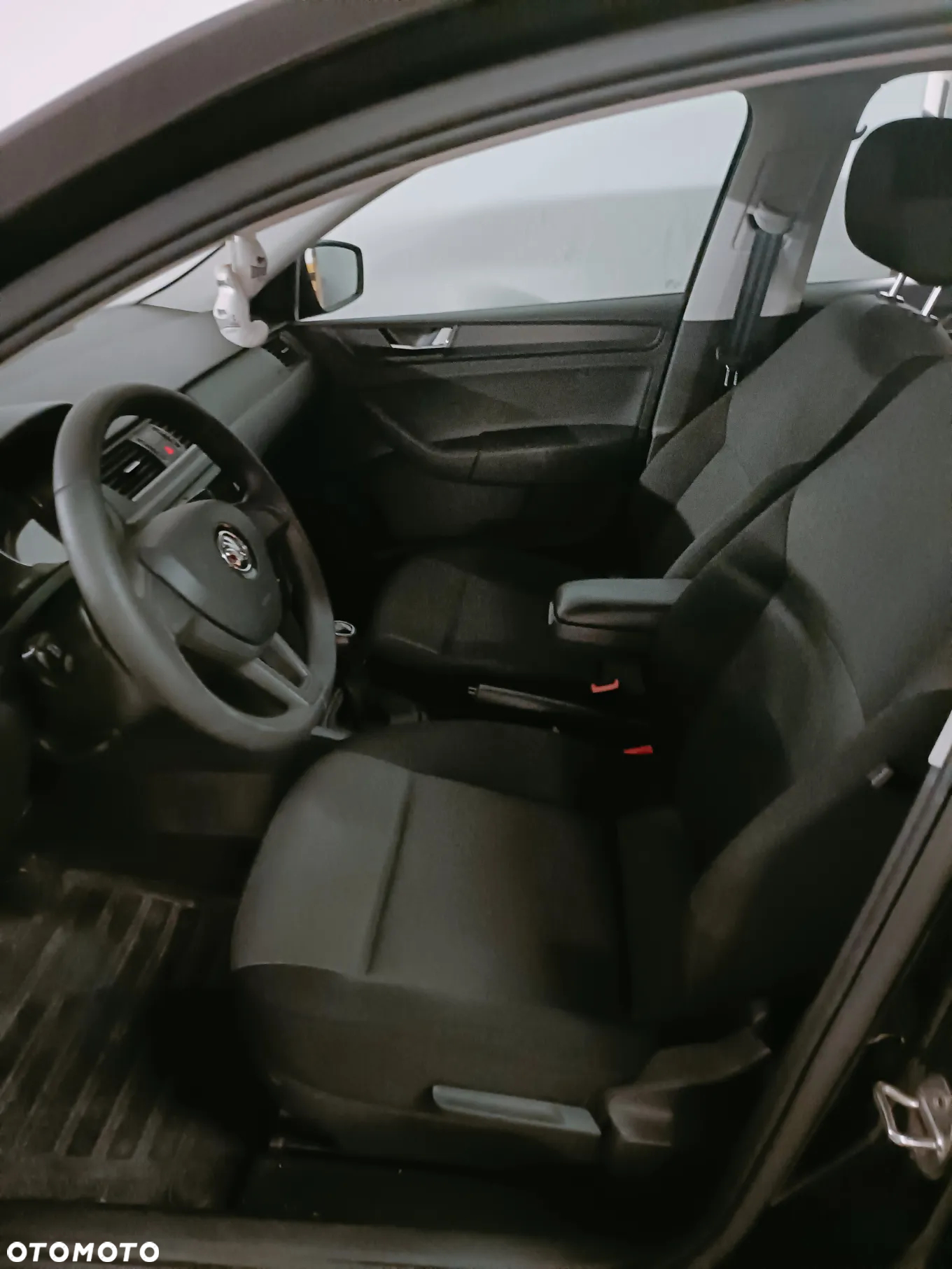 Skoda RAPID 1.4 TDI DPF Active - 6