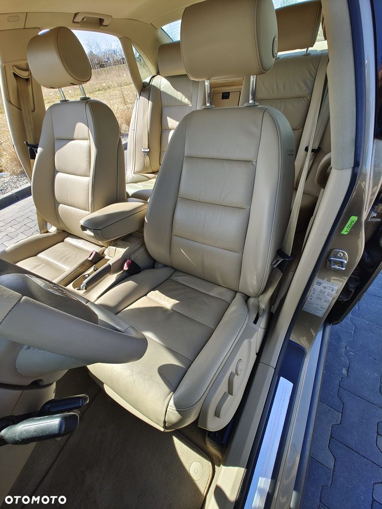 Audi A4 Limousine 2.0 T FSI multitronic - 18