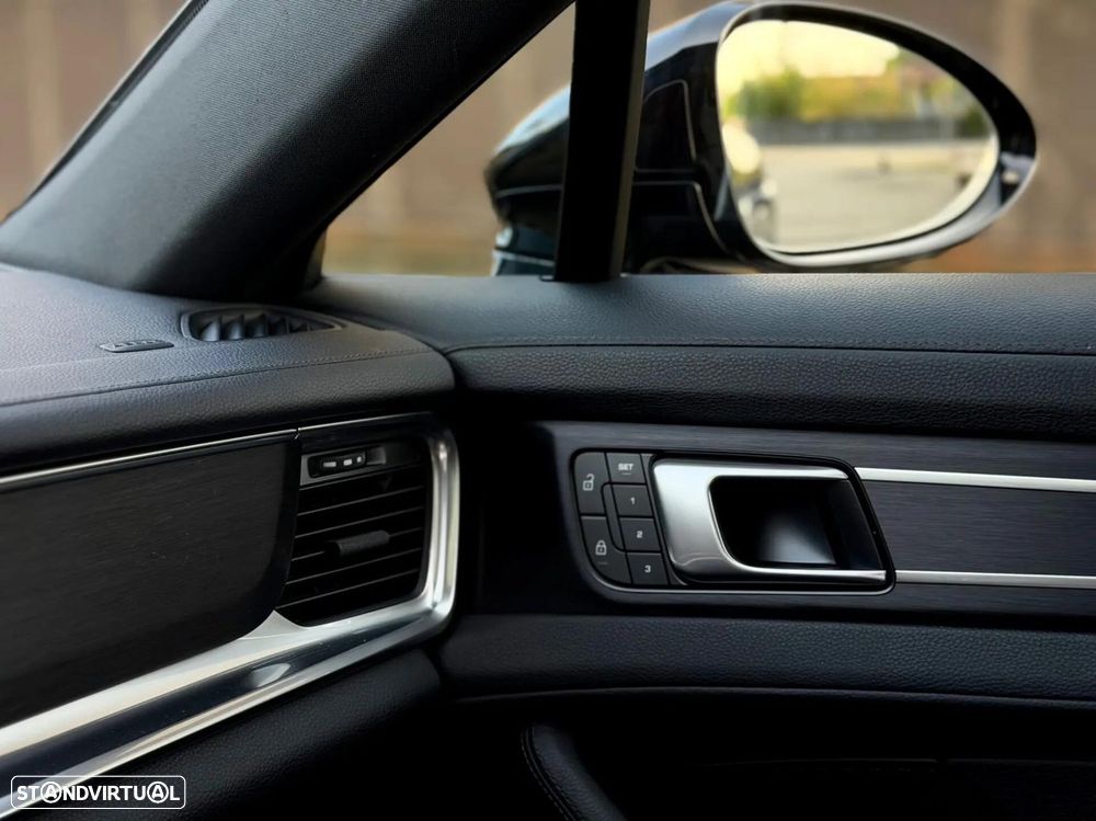 Porsche Panamera Sport Turismo 4 E-Hybrid Platinum Edition PDLS - 39