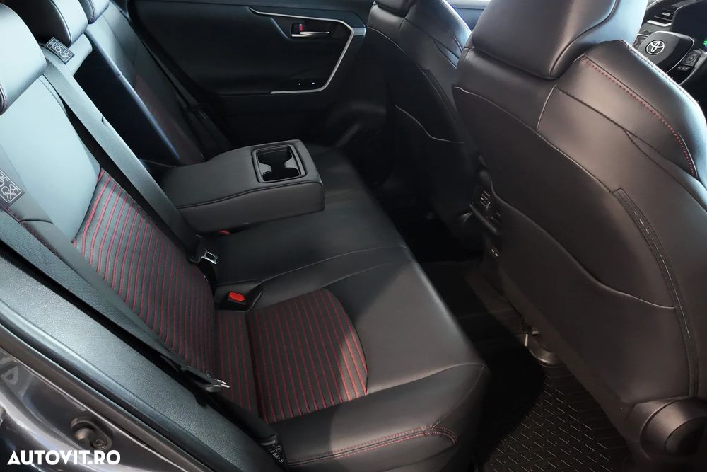 Toyota RAV4 2.5 PHEV VVT-iE 4x4 Style Bi-Tone - 13