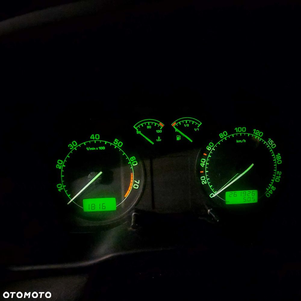 Skoda Octavia - 8