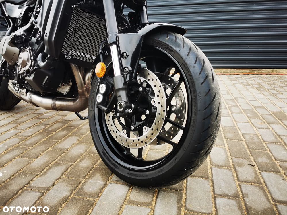 Yamaha XSR - 25