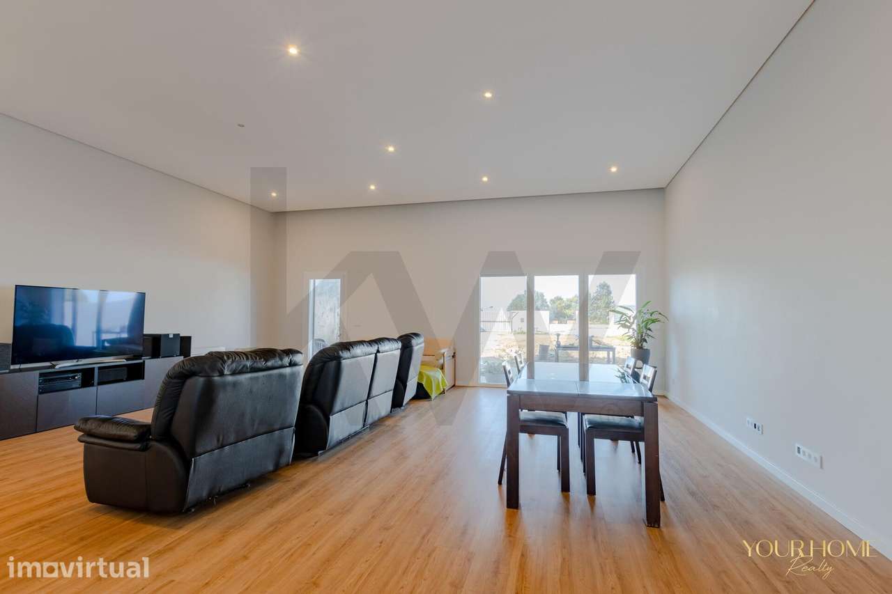 Estoril | Moradia T4 exclusiva , piscina  e com possibilidade de const - Grande imagem: 3/45