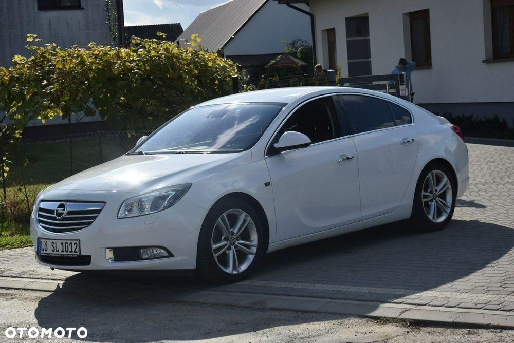 Opel Insignia 1.6 T Cosmo - 4