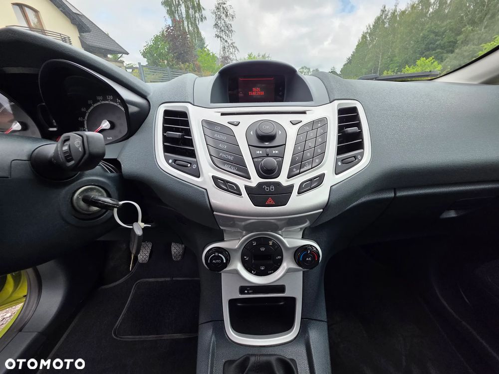 Ford Fiesta 1.6 Sport - 17