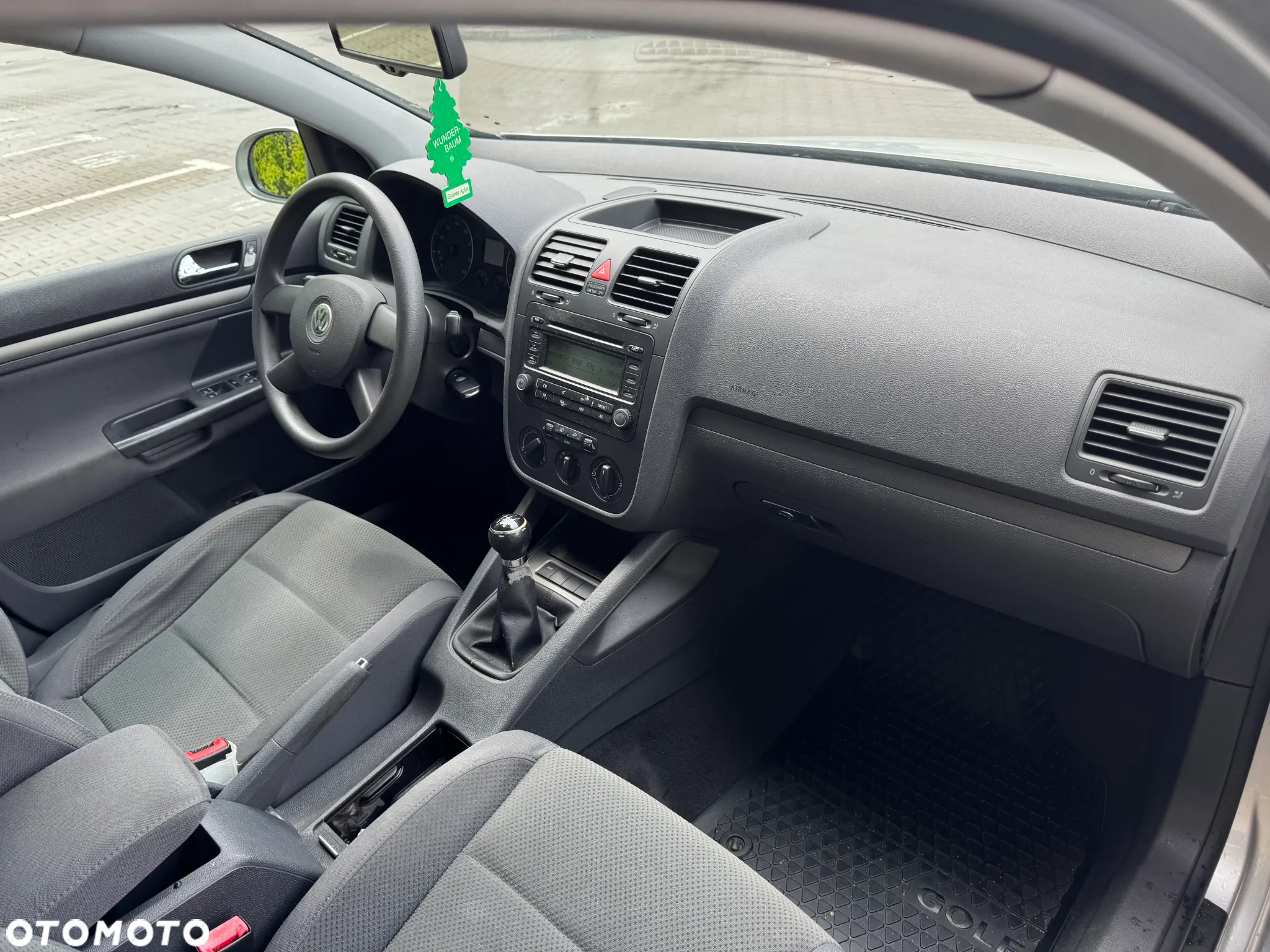 Volkswagen Golf V 1.6 FSI Trendline - 12