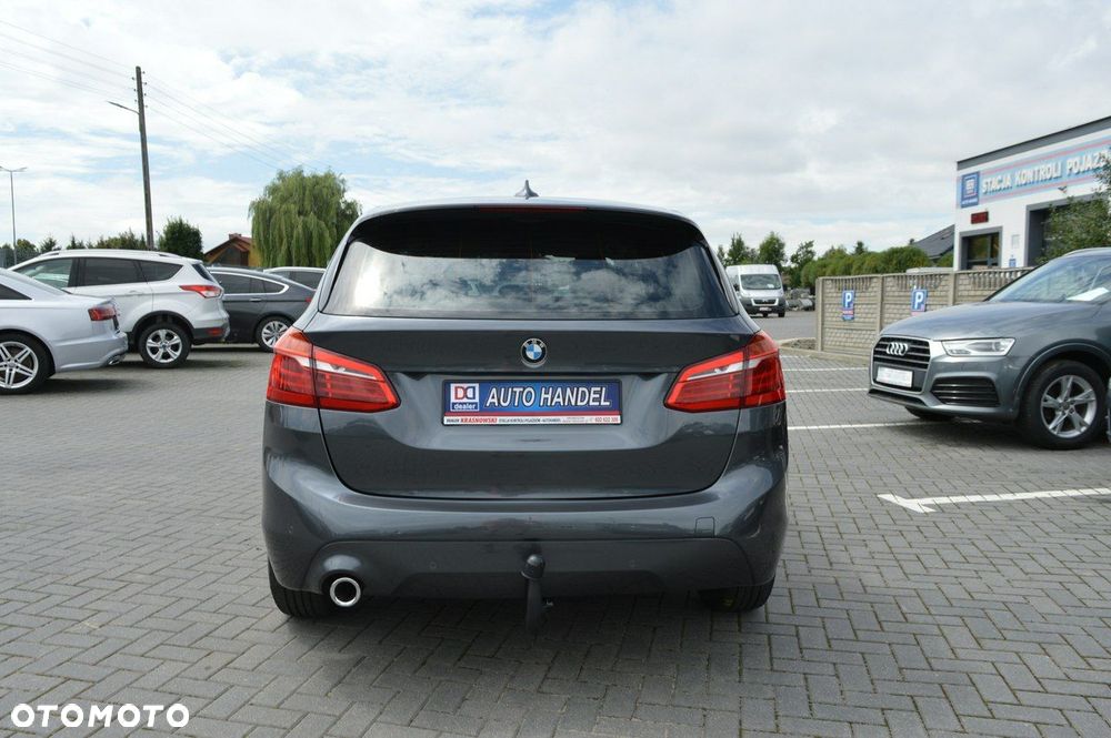 BMW Seria 2 216d Active Tourer - 13