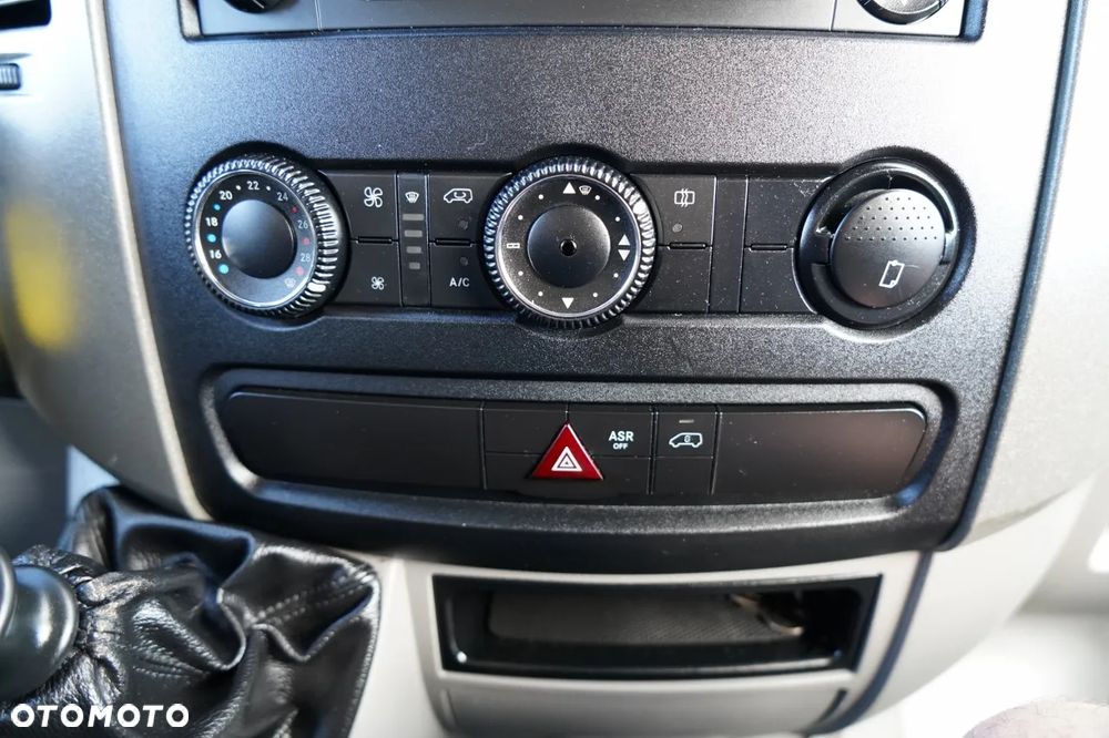 Mercedes-Benz SPRINTER 313 CDI / KONTENER / WINDA 750 / BLIŹNIAK / SPROWADZONY - 34