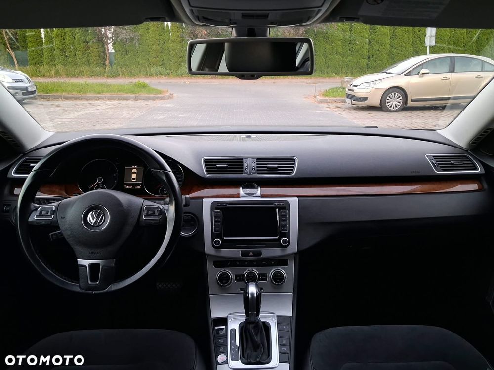 Volkswagen Passat 3.6 V6 4Motion DSG Exclusive - 12