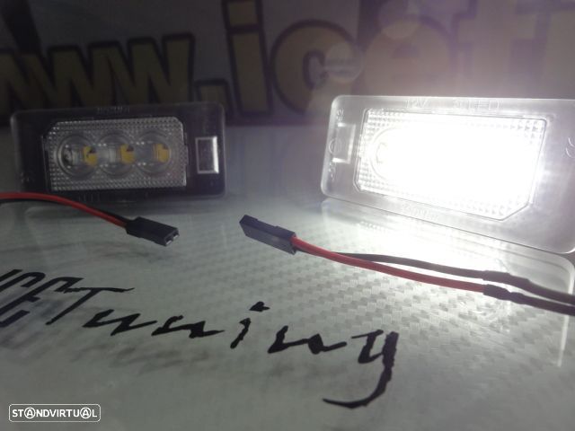 Suporte De Lâmpada De Matricula Com Led Branco Para Audi A1, A3, A4 B8, A5, A6, A7, Q3, Q5, Q7, TT, TTS, TTRS, Porsche Panamera 2010-, Seat Alhambra, Ibiza 6J SC/5-doors/ST 2008, Ateca, VW Sharan 7N, Touran GP2, Touareg 2, Tiguan, Polo, Golf 6, 7 Variant, Golf Plus, Jetta, Passat B6, B7, Skoda Fabia 5J, Superb 3T, Octavia (5E), Rapid  Yeti 5L. - 17