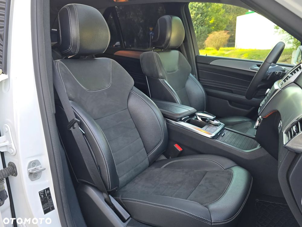 Mercedes-Benz ML 350 BlueTec 4-Matic - 19