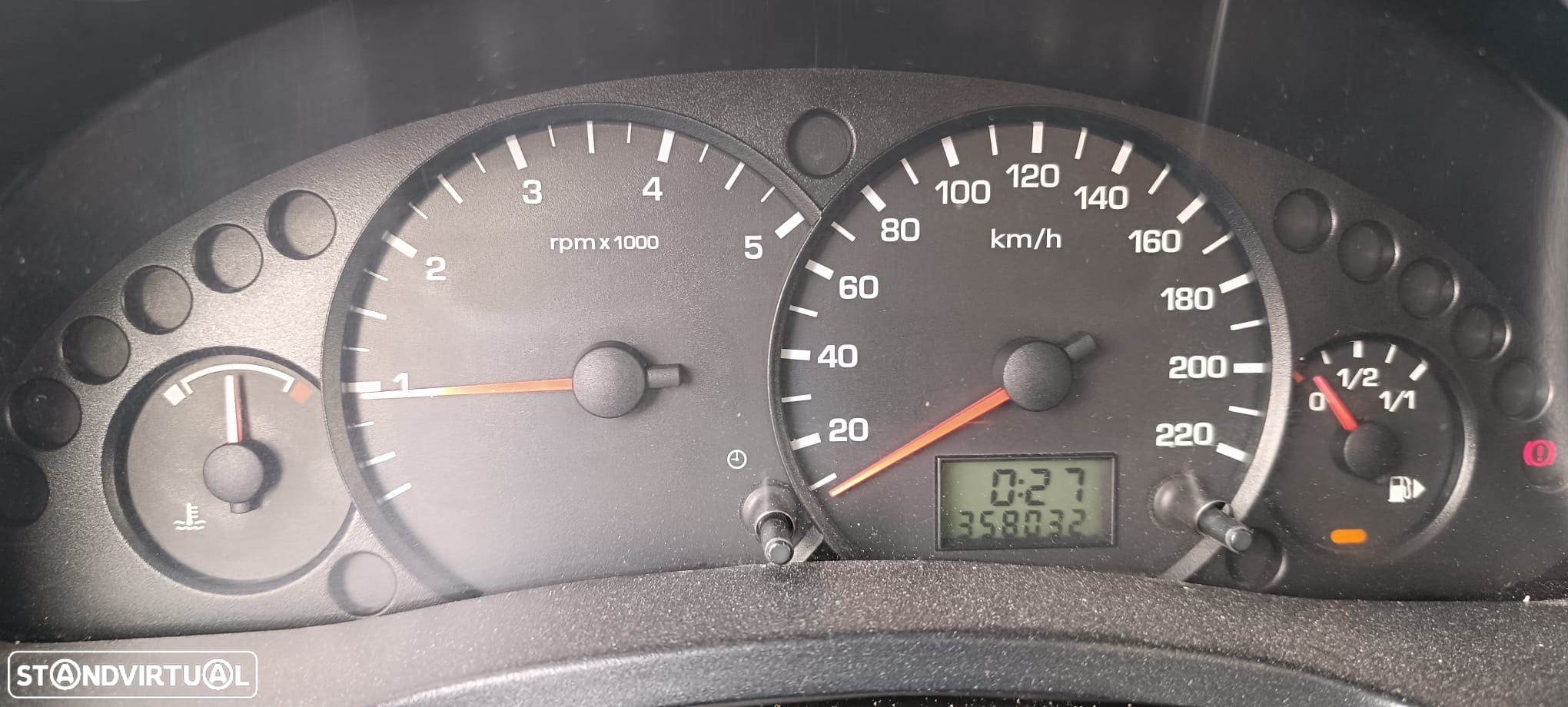 Ford Transit Connect - 8