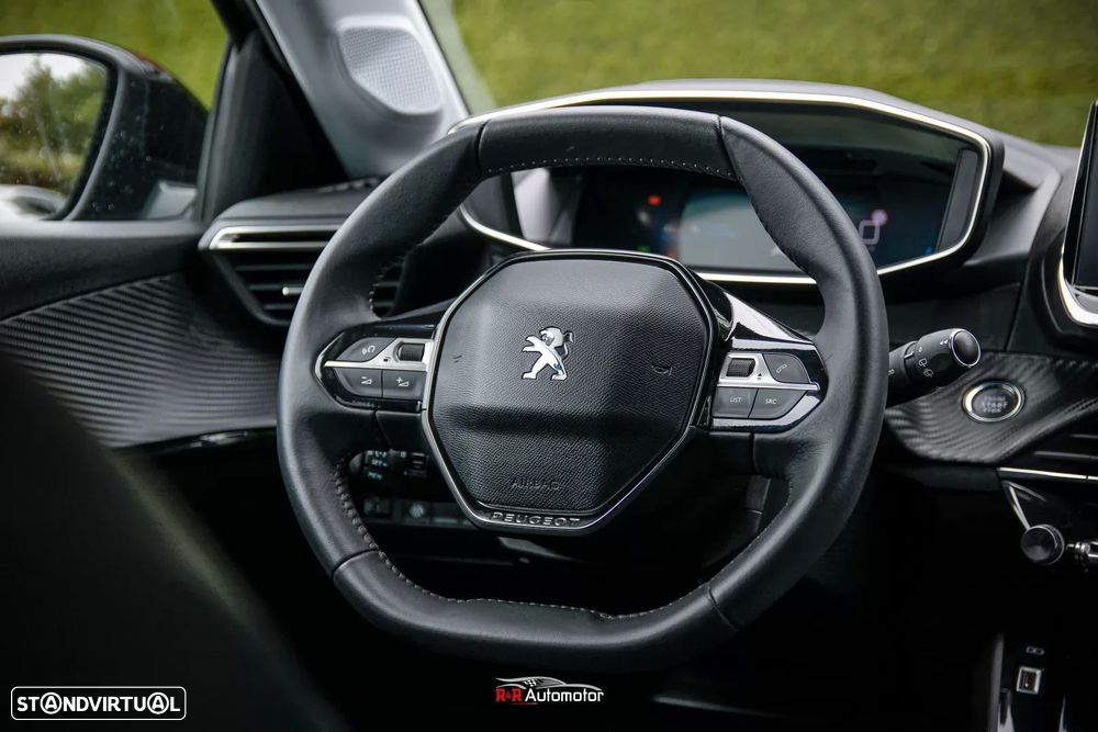 Peugeot 208 1.2 PureTech Allure - 12