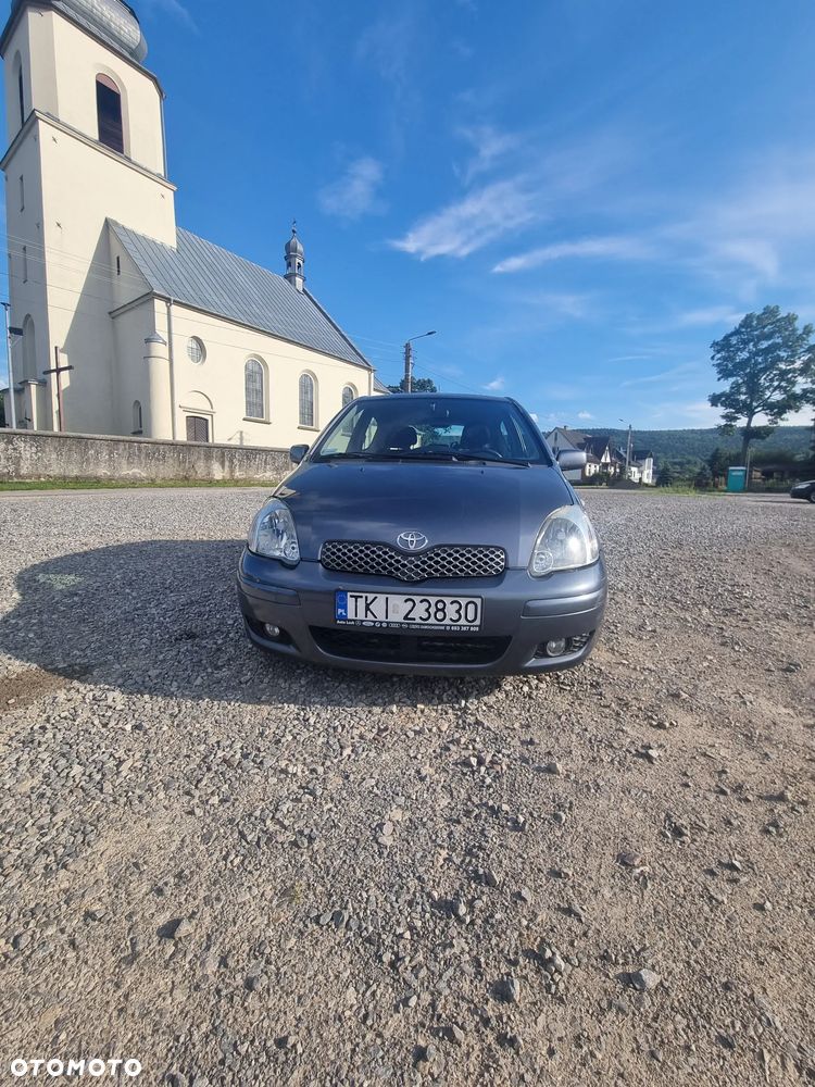 Toyota Yaris 1.4 D-4D Base - 2
