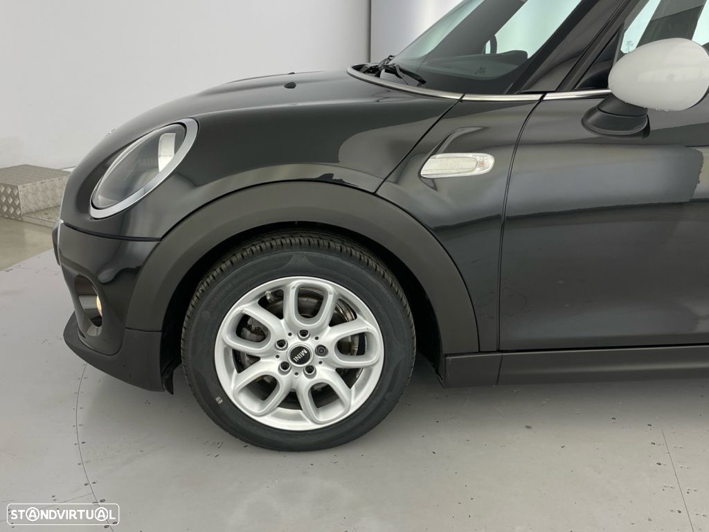 MINI 5 Portas Cooper D - 20