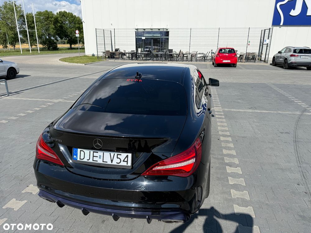 Mercedes-Benz CLA - 9