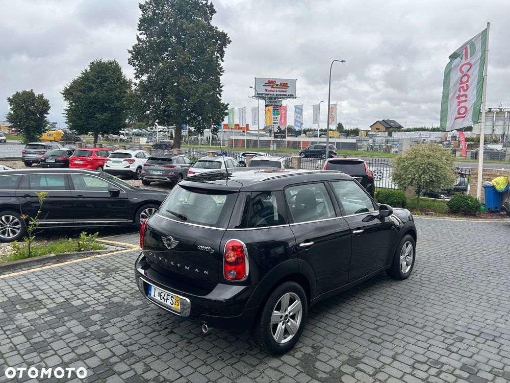 MINI Countryman One D Blackyard - 11