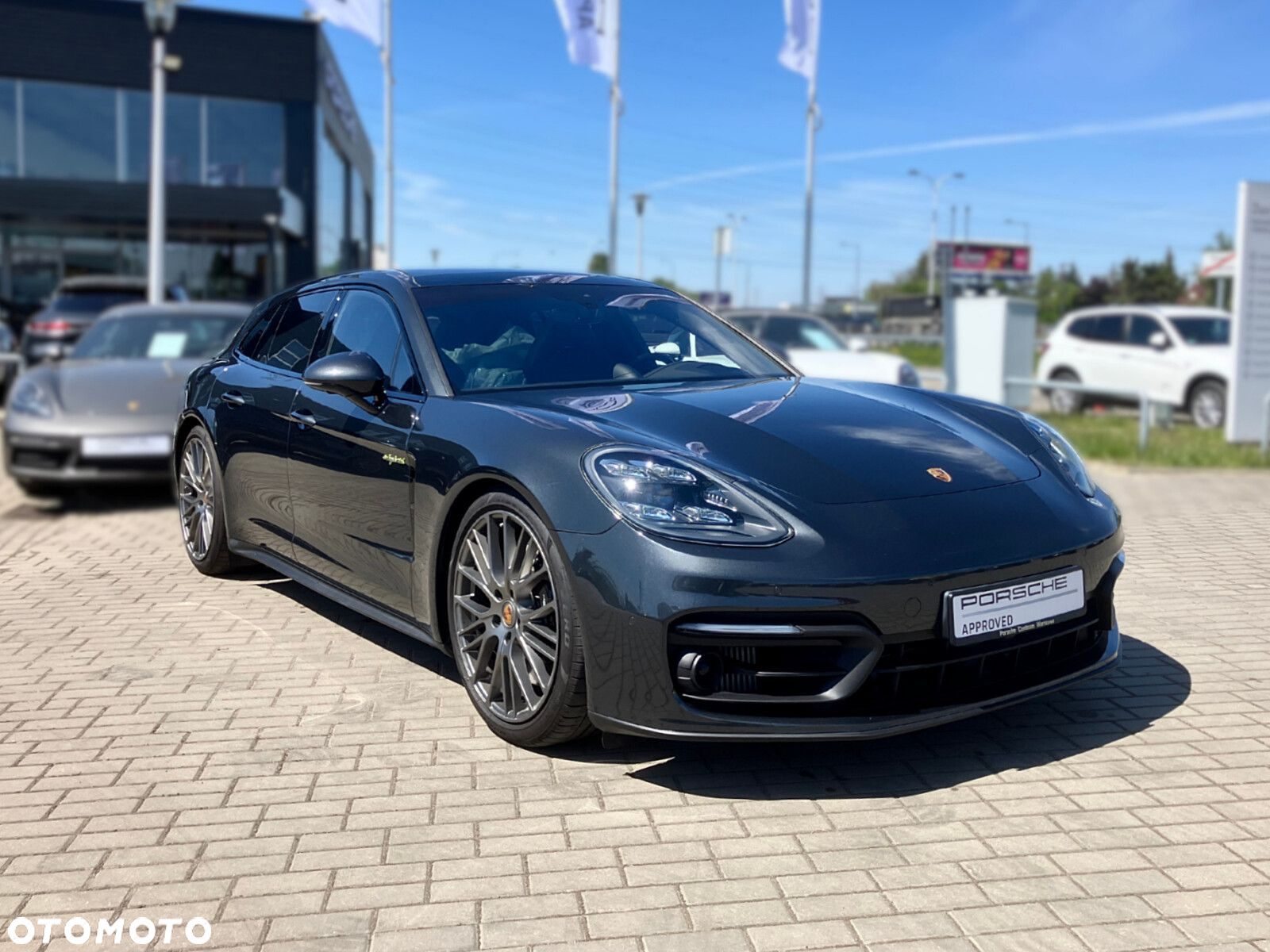 Porsche Panamera - 6
