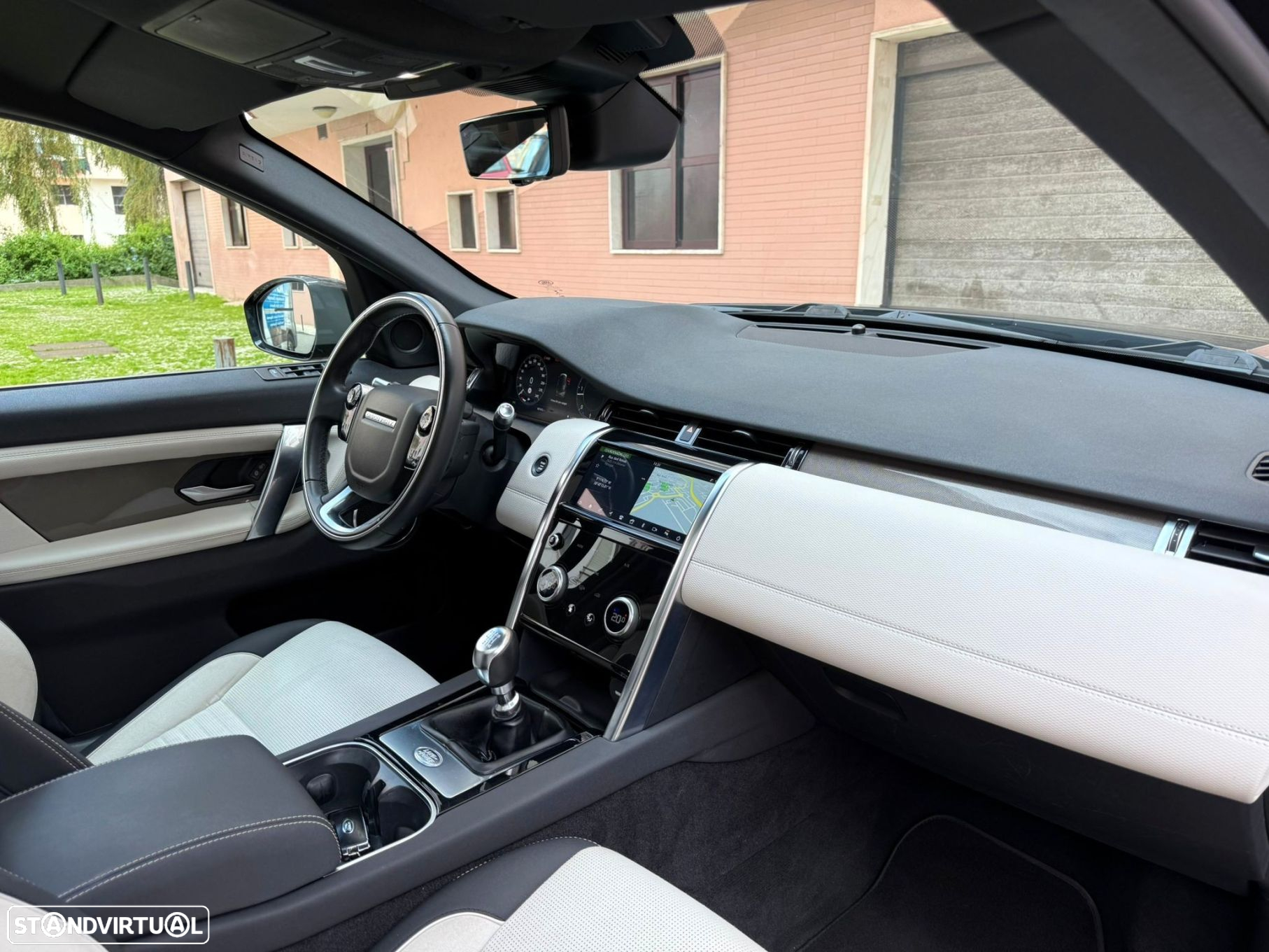 Land Rover Discovery Sport 2.0 eD4 R-Dynamic S - 13