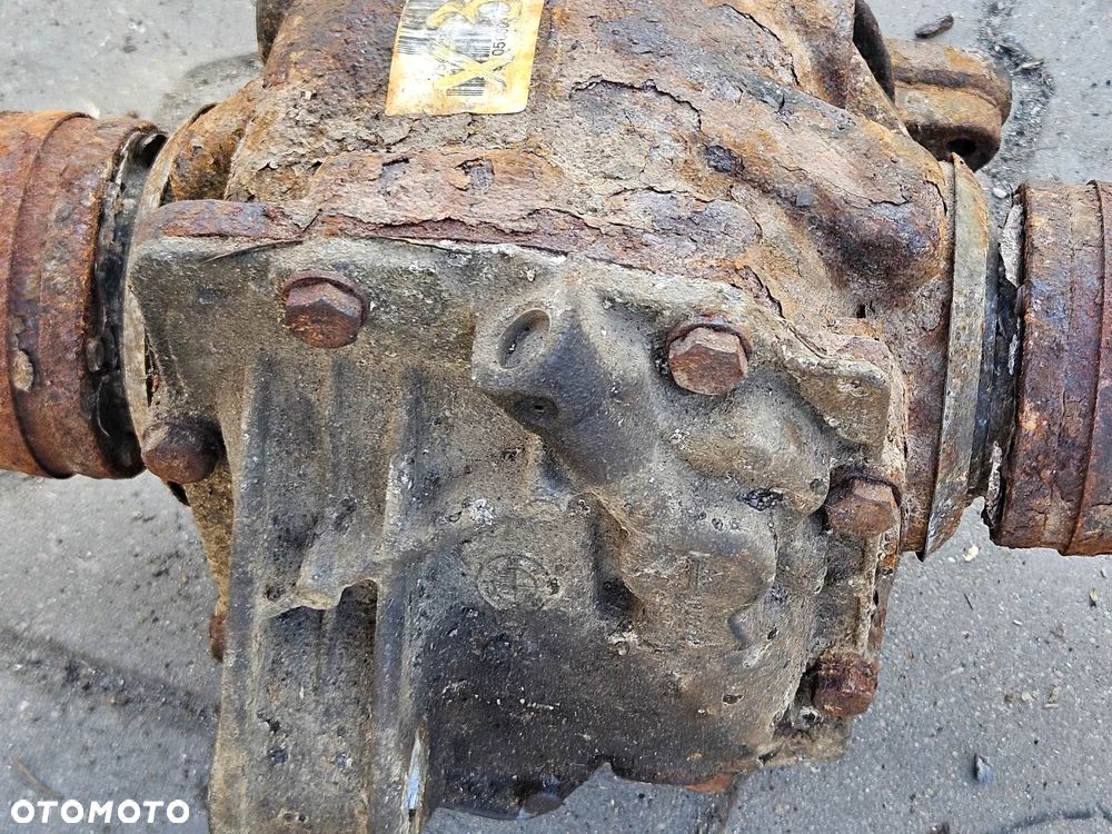 BMW X3 E83  2.0 D 2.0D dyfer dyferencjał most tył tylny 3,07 - 7