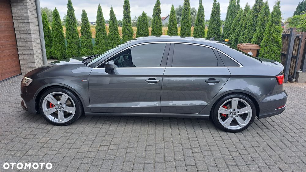 Audi A3 Limousine 40 TFSI quattro S tronic design - 7