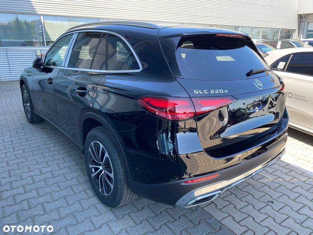 Mercedes-Benz GLC - 2