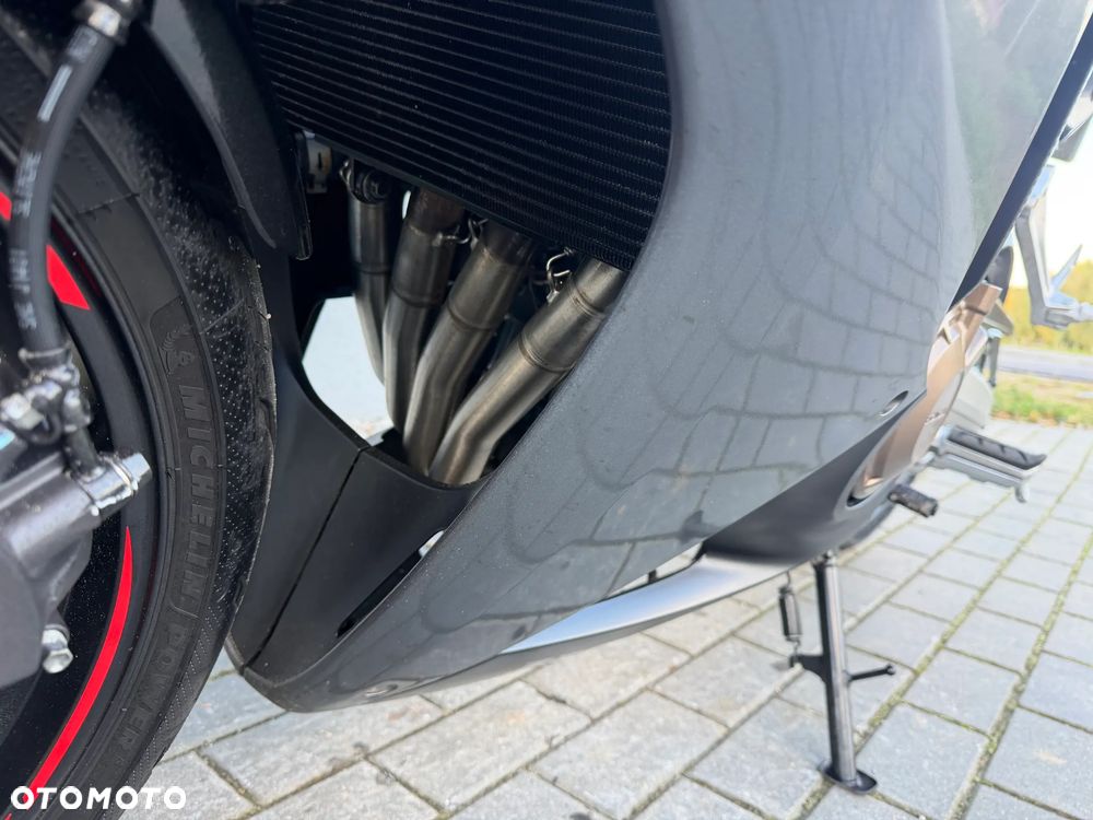 Honda CBR - 36