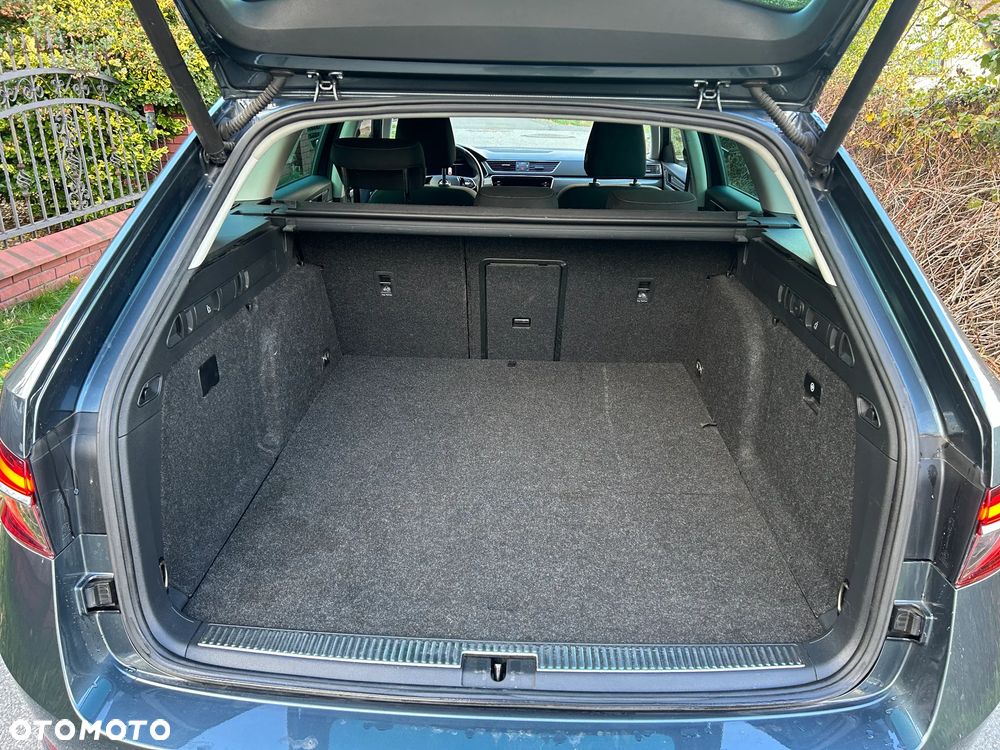 Skoda Superb 1.4 TSI Plug-In Hybrid Style DSG - 23