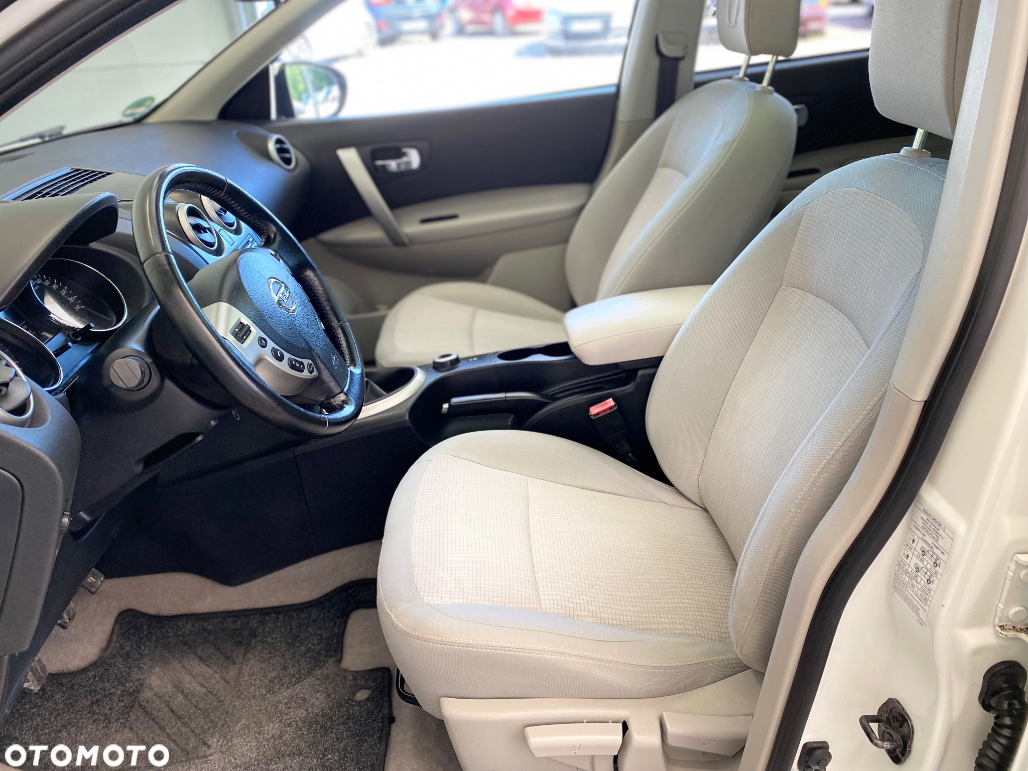 Nissan Qashqai 1.6 dCi 4x4 Tekna - 9