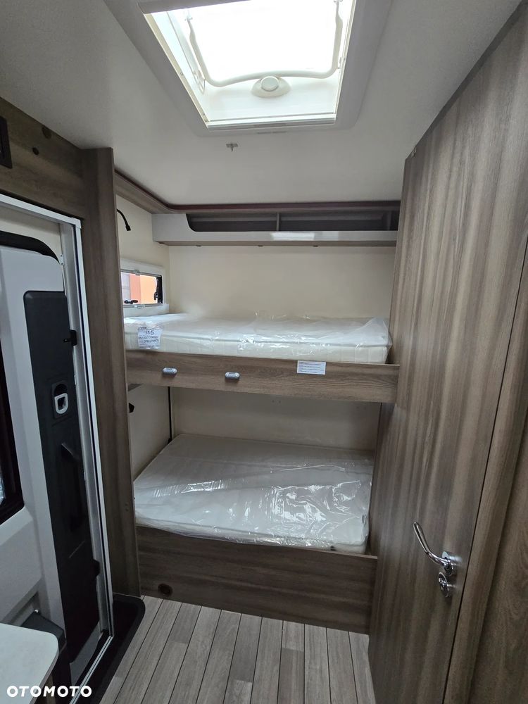 Ford Kronos 274TL - 12