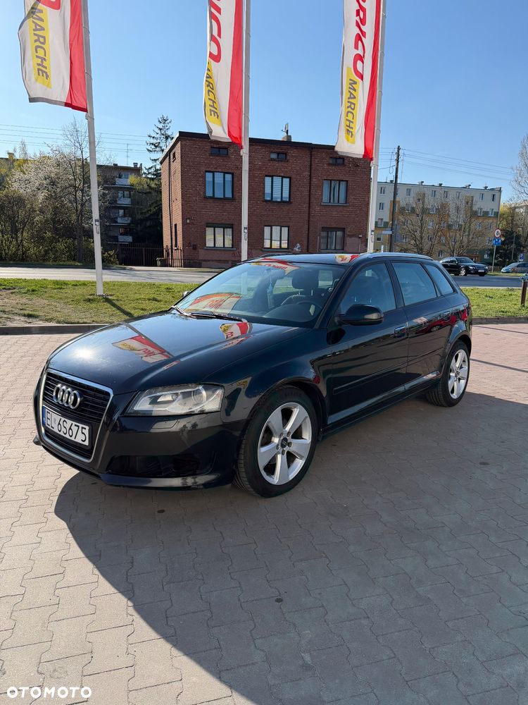 Audi A3 Sportback - 2