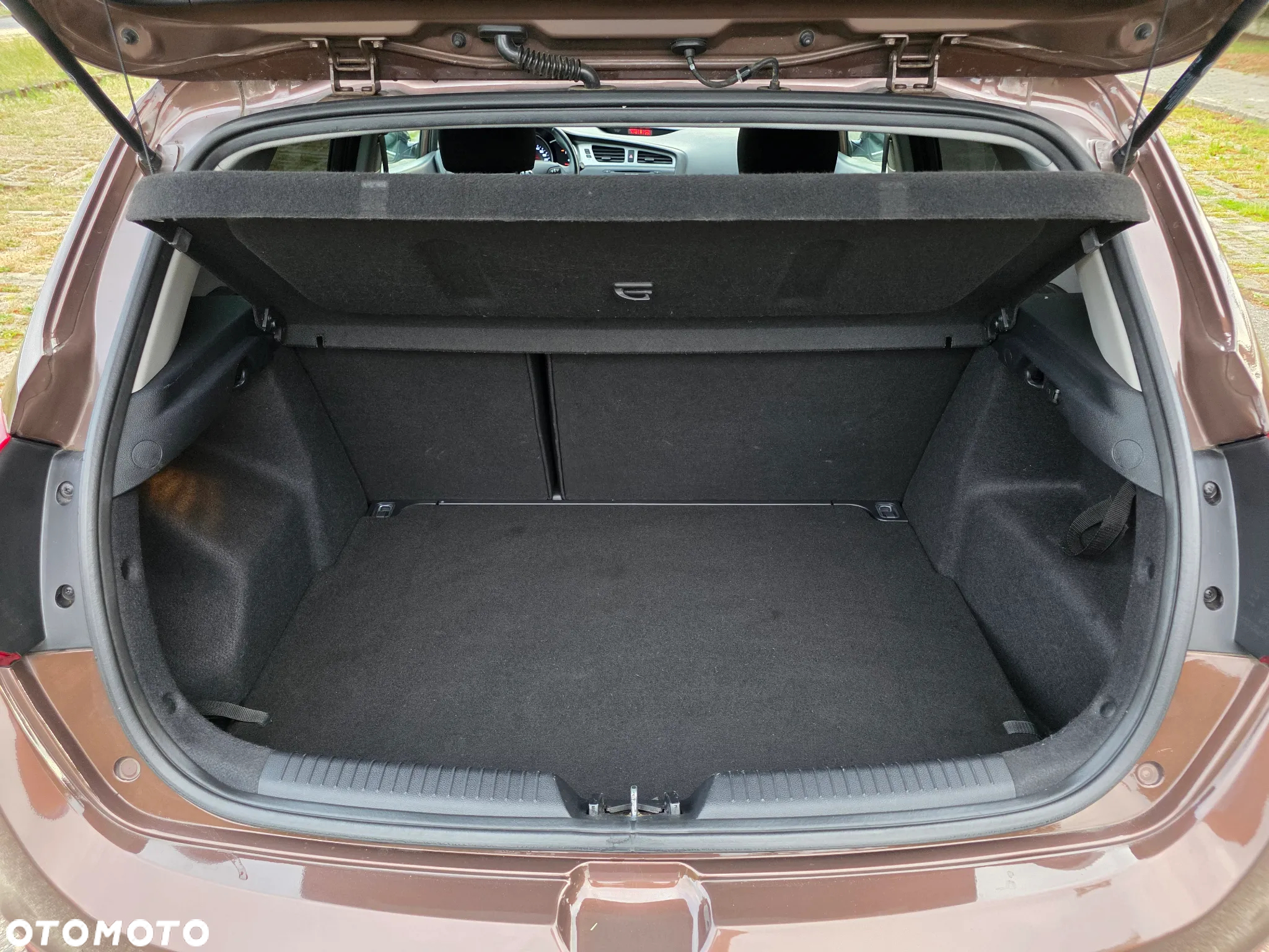 Kia Ceed 1.6 GDI DCT Platinum Edition - 10