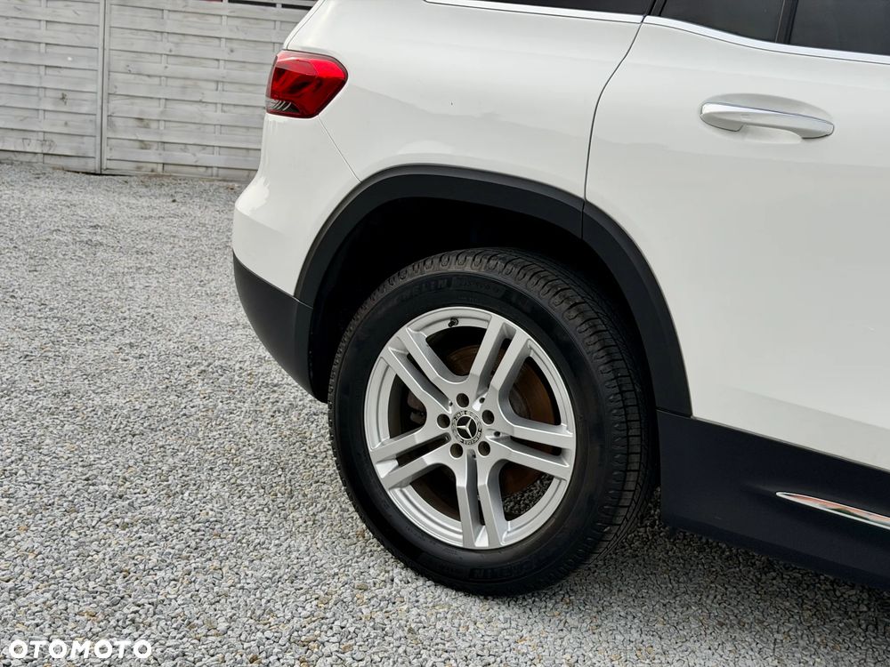 Mercedes-Benz GLB 250 4Matic 8G-DCT - 30