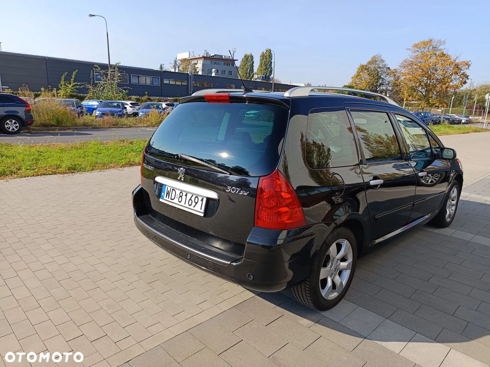 Peugeot 307 2008 photo 2