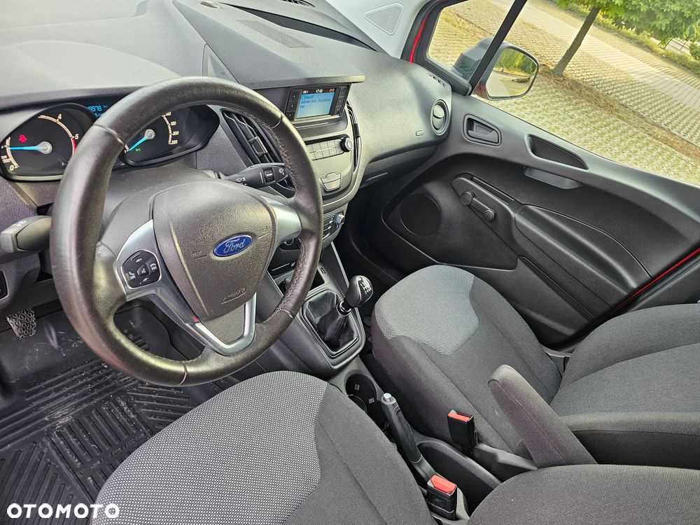 Ford TRANSIT Courier - 9