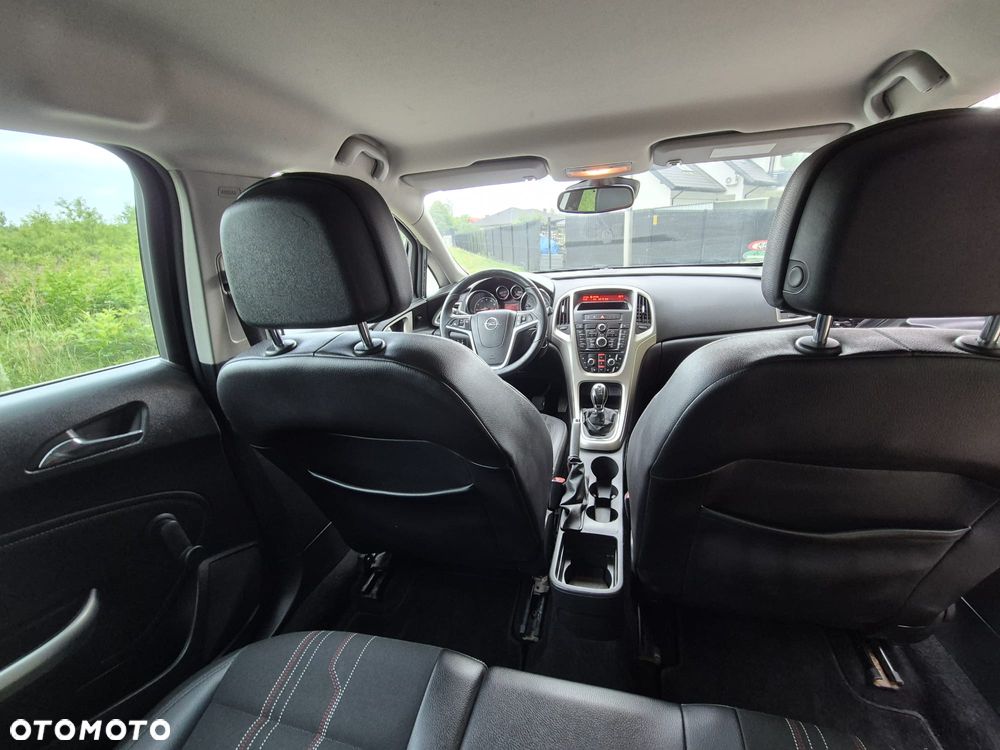 Opel Astra 1.4 T Edition 150 - 10
