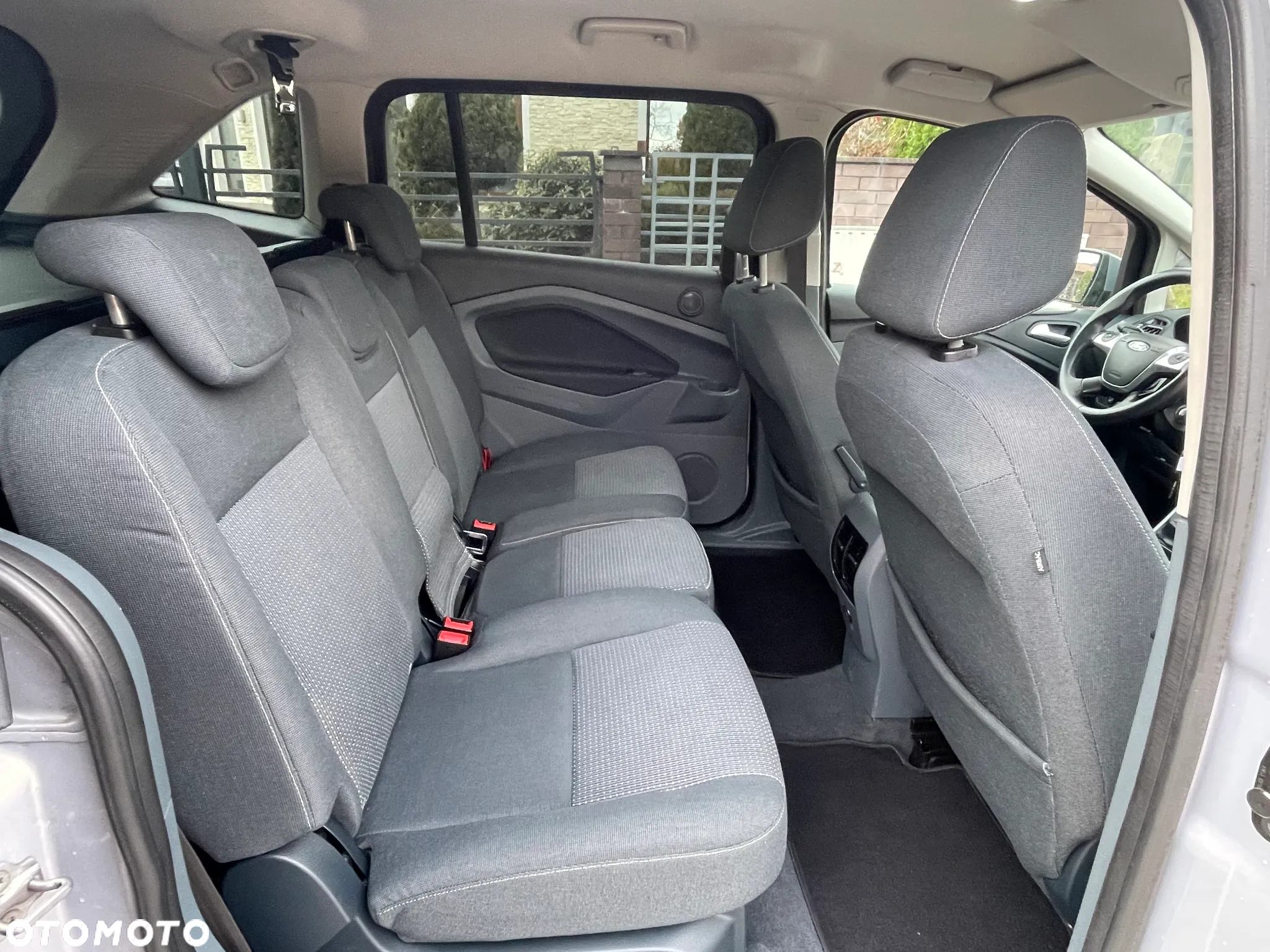 Ford Grand C-MAX - 8