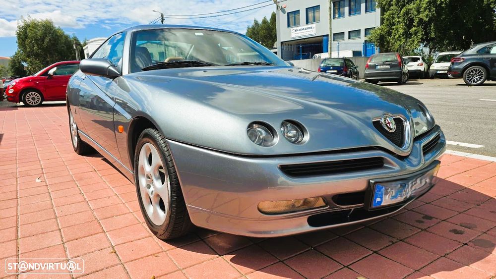 Alfa Romeo GTV 2.0 TS - 1