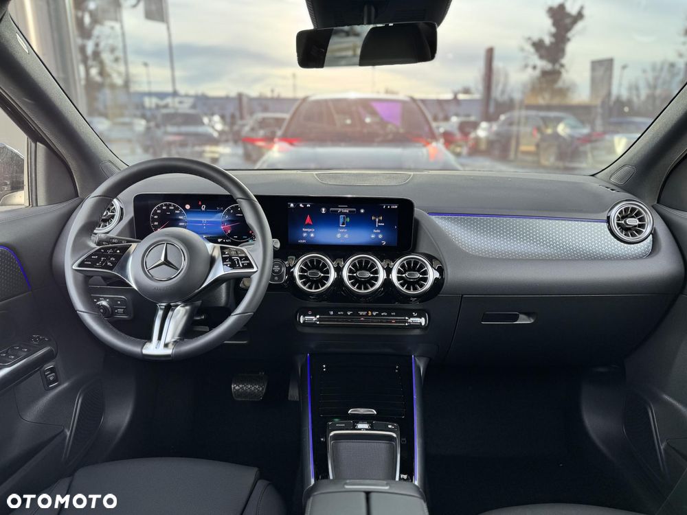 Mercedes-Benz GLA 200 Progressive - 15