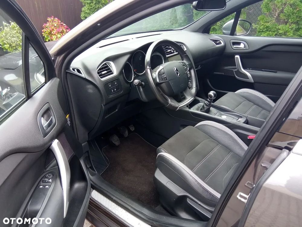 DS Automobiles DS 4 - 11