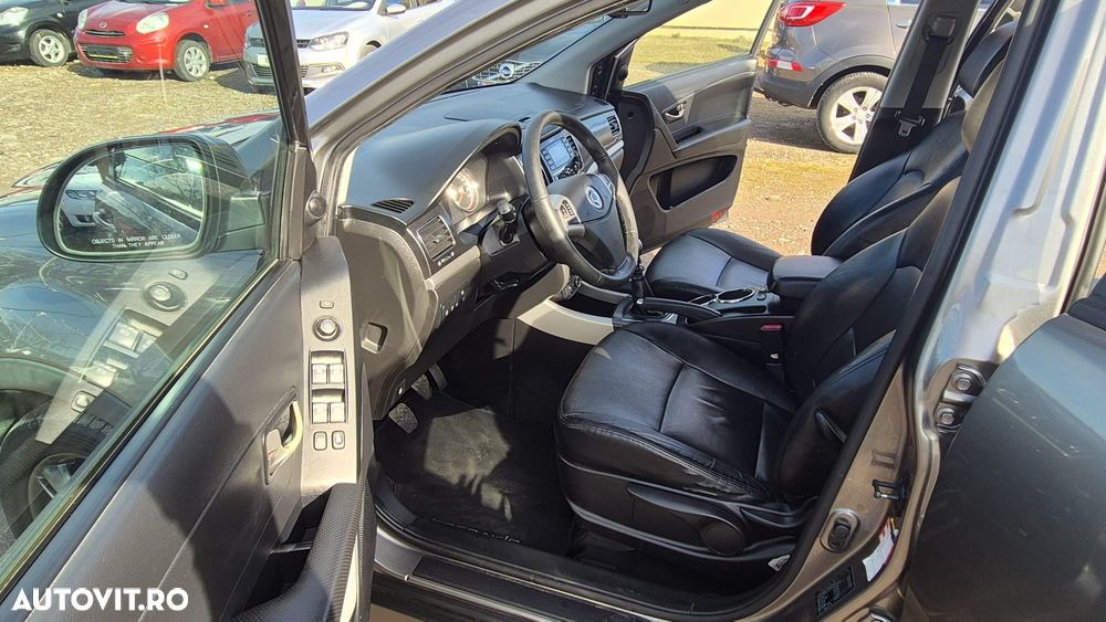 SsangYong Korando 2.0 E-XDI DPF 4WD Quartz - 7