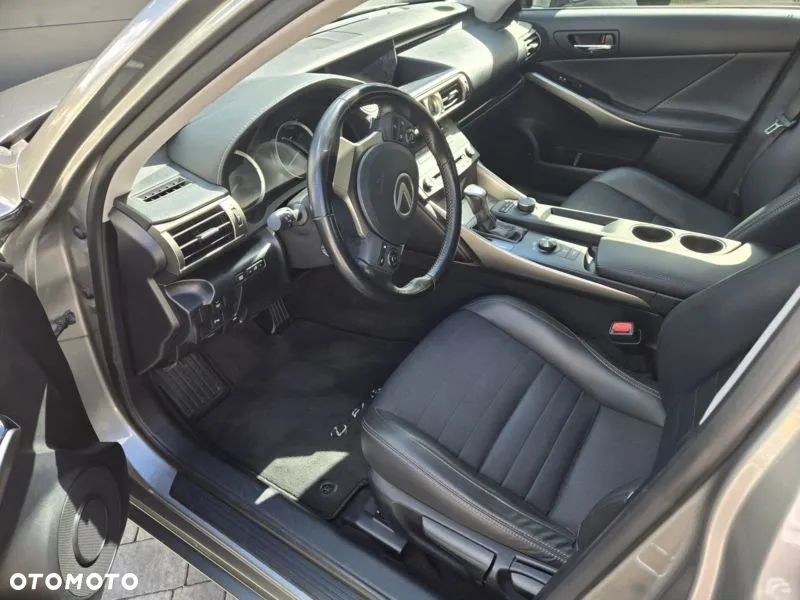 Lexus IS 250 Comfort - 5