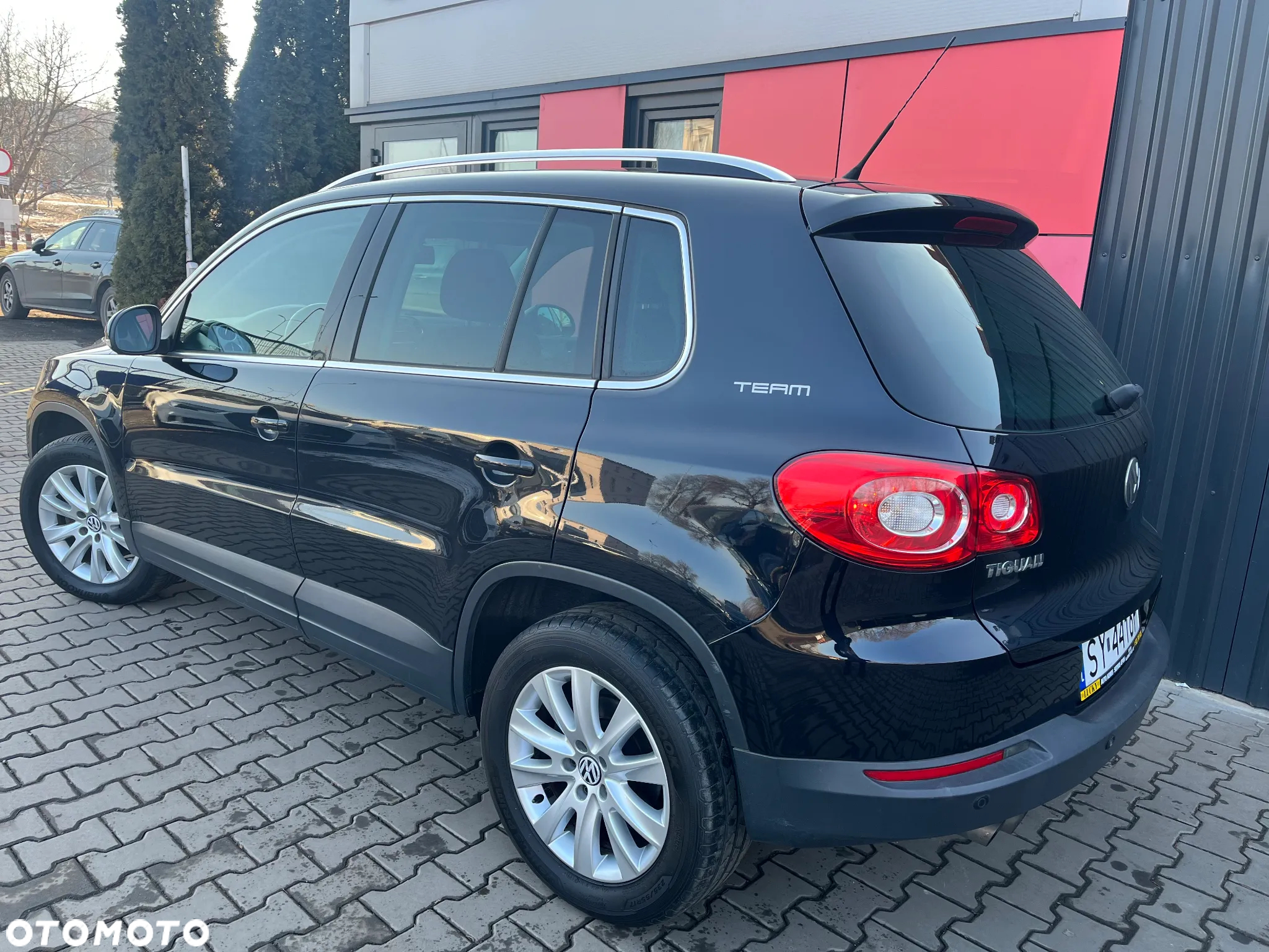 Volkswagen Tiguan 2.0 TDI DPF BlueMotion Technology Exclusive - 5