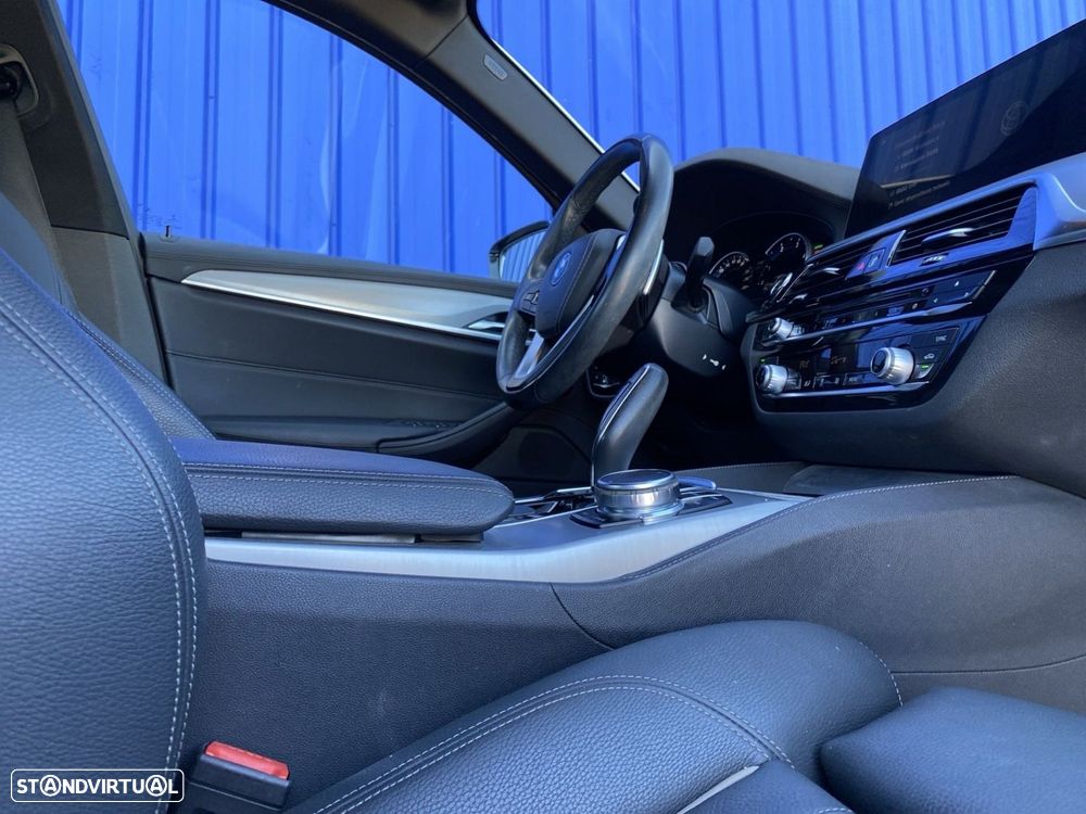 BMW 520 d Line Luxury Auto - 12