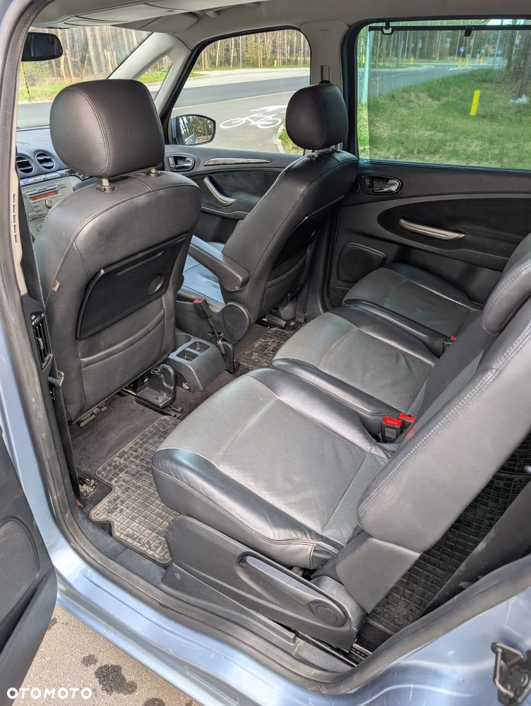 Ford Galaxy 2.0 Ghia - 6