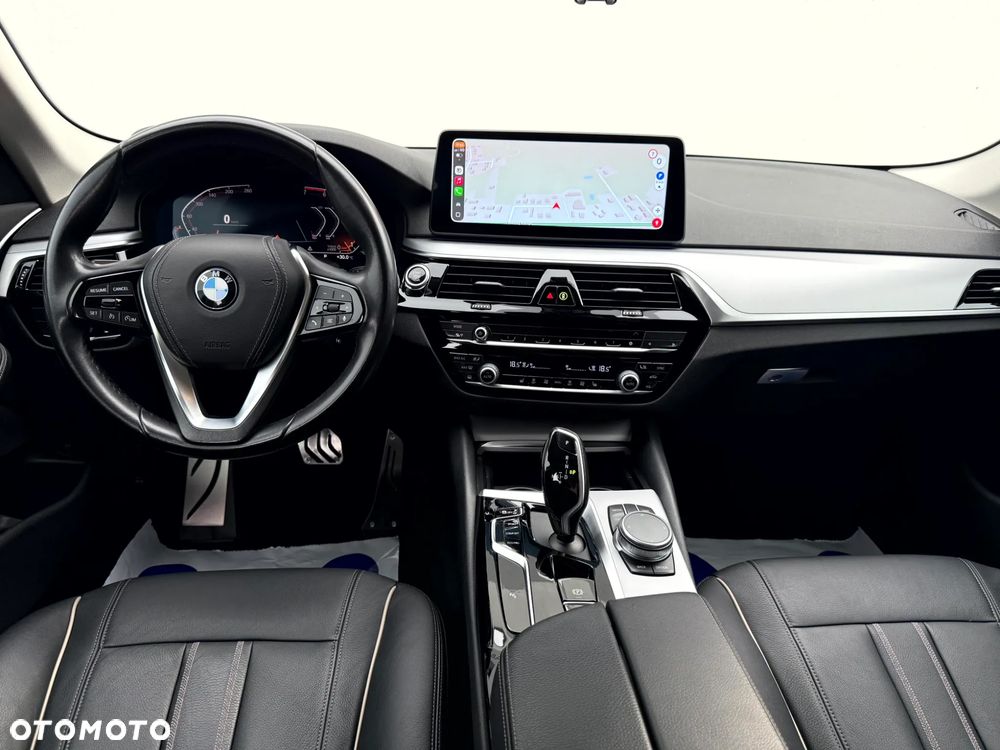 BMW Seria 5 520i - 16