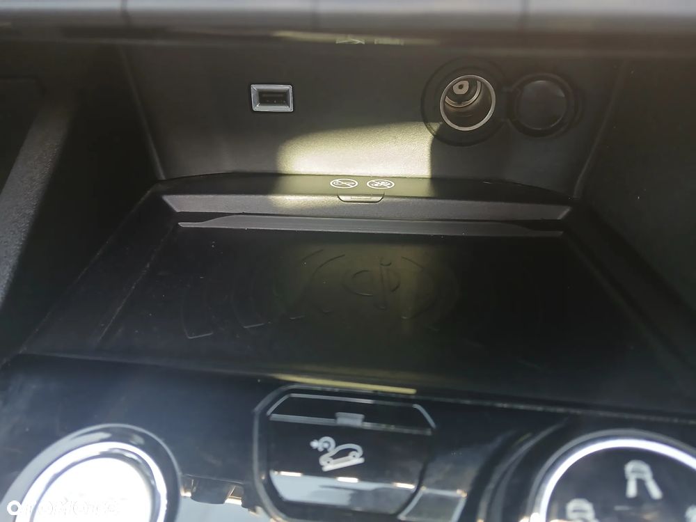 Peugeot 5008 BlueHDi 180 EAT8 GT - 29