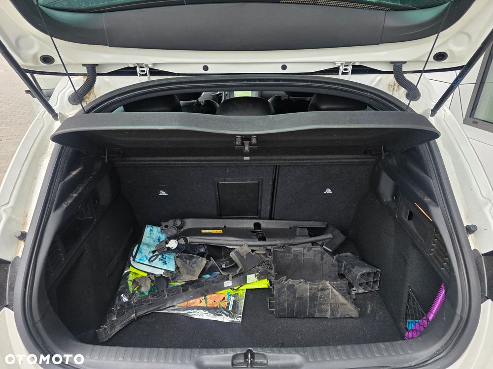 DS Automobiles DS 4 Crossback - 23